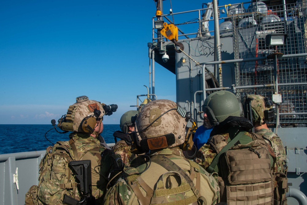 U.S. Navy Sailors Conduct VBSS with Italian Partners