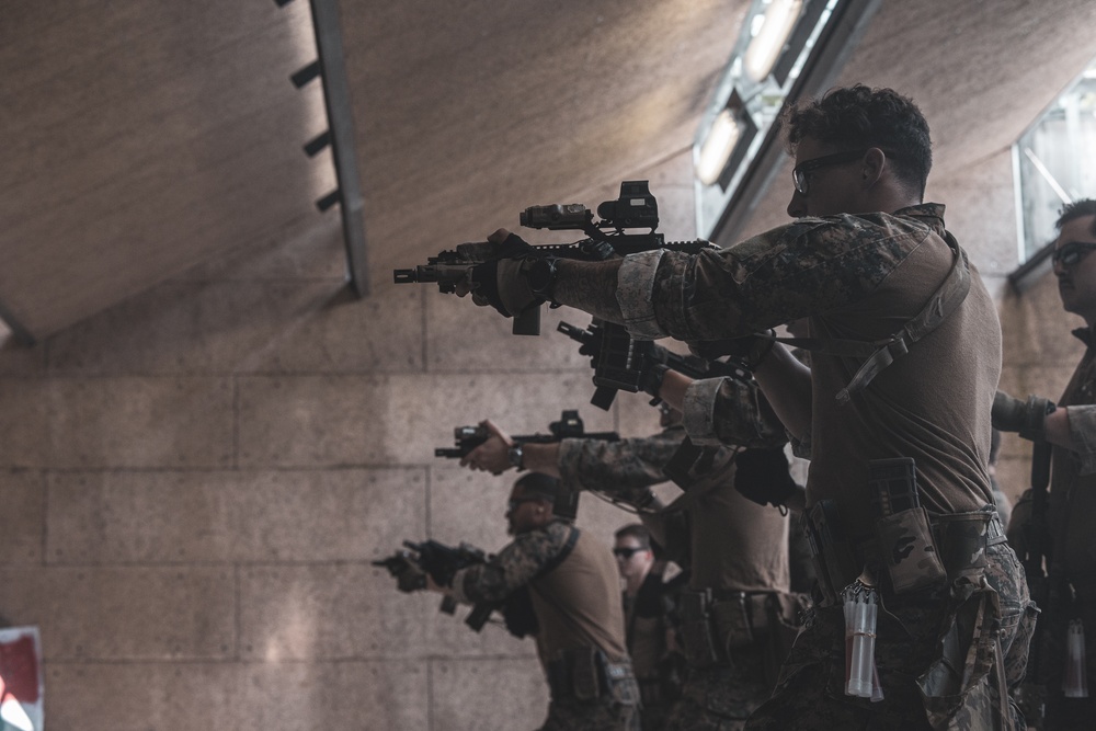 26th MEU(SOC)’s MSPF Integrates with FBI Hostage Rescue Team