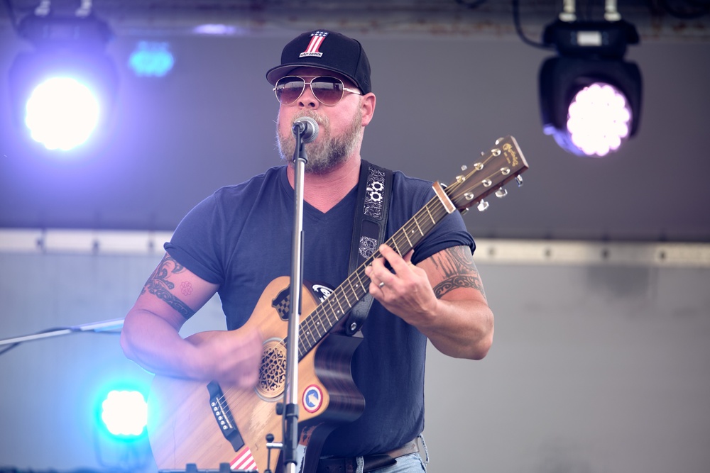 Armed Forces Entertainment Brings ZBTB to CFAY
