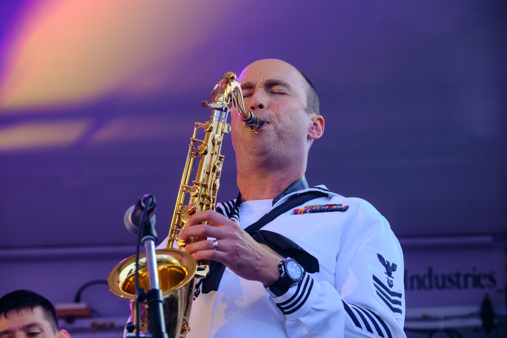 7th Fleet Band Entertains CFAY Community at 4th of July Festival