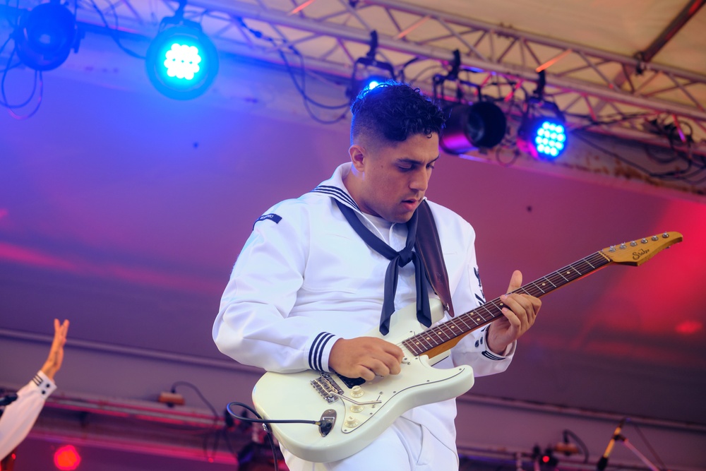 7th Fleet Band Entertains CFAY Community at 4th of July Festival