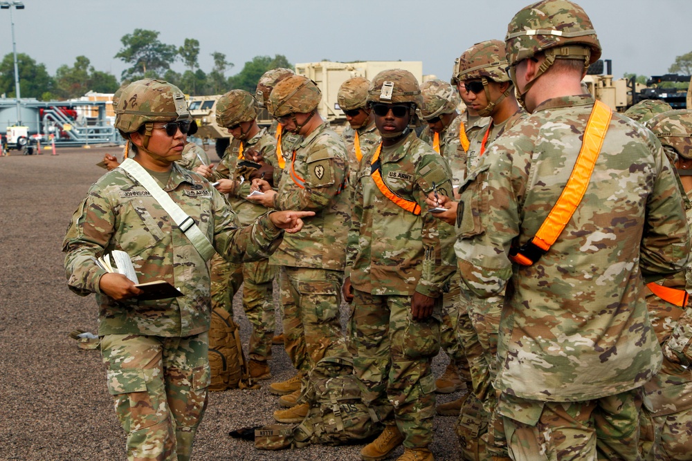 DVIDS - Images - Port-to-Fort Convoy Operations In Darwin, Australia ...