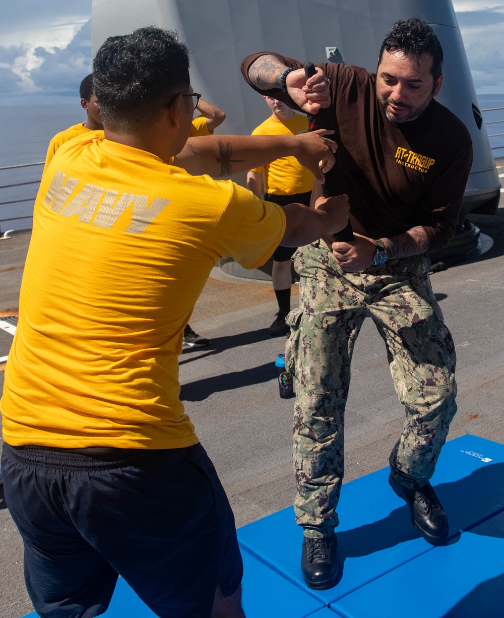 USS Antietam (CG 54) Security Reaction Force Training