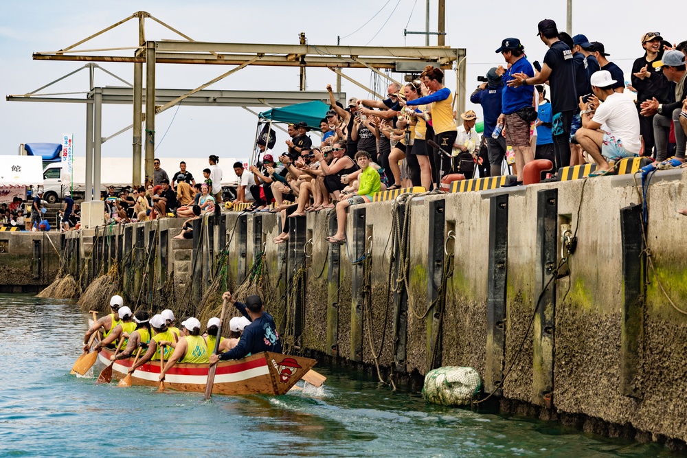 Ichi! Ni! San! Ojima Island hosts dragon boat race for U.S. Marines, dependents, and the local community