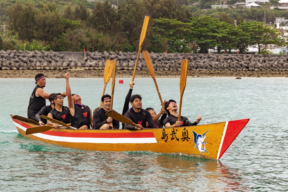 Ichi! Ni! San! Ojima Island hosts dragon boat race for U.S. Marines, dependents, and the local community