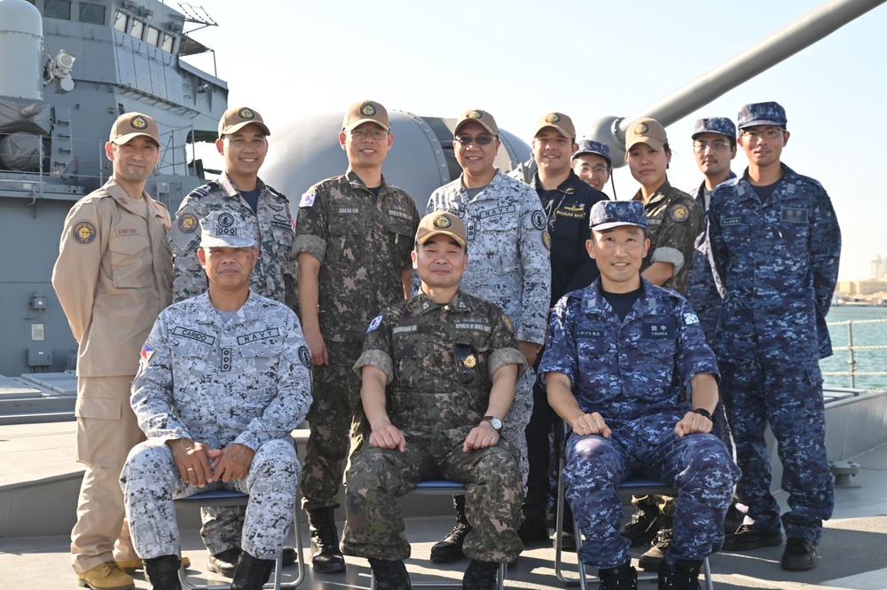 Combined Task Force 151 Staff Visit Japanese Navy Ship