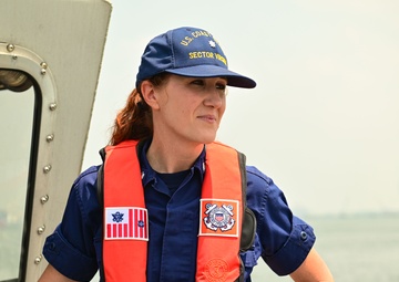 Coast Guard Station Portsmouth gets underway