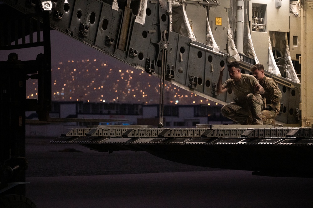 C-17 Globemaster lands at Las Palmas Air Base, Peru