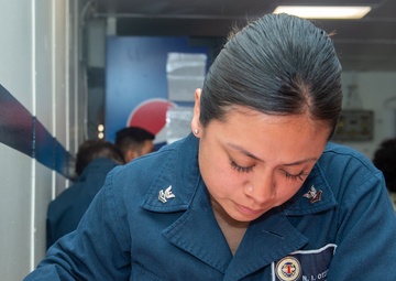 Training To Become Enlisted Surface Warfare Specialists