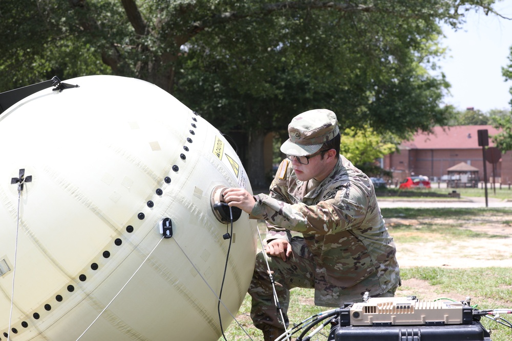 XVIII Airborne Corps Soldiers Power Communications for ACP