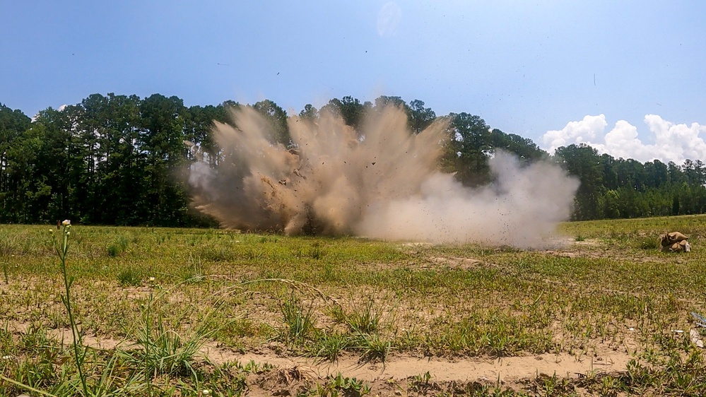 DVIDS - Video - USAF E.O.D. Detonation Exercise