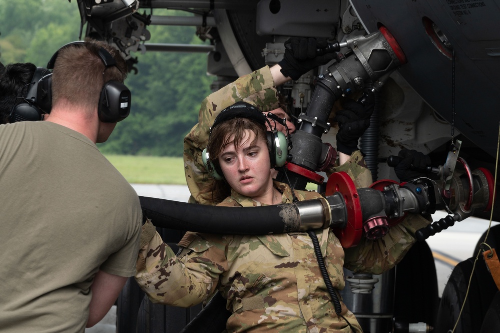 Dover AFB performs first C-5M Super Galaxy wet wing defuel