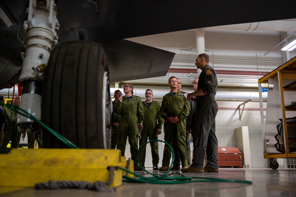 RCAF Lt. Gen. Kenny tours Luke AFB