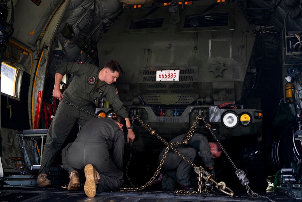 DVIDS - Images - VMGR-152 Conducts HIRAIN Movement To Iwo Jima [Image 9 ...