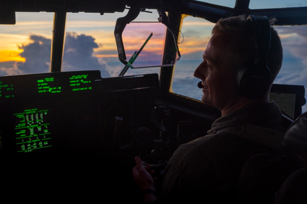 DVIDS - Images - VMGR-152 Conducts HIRAIN Movement To Iwo Jima [Image ...