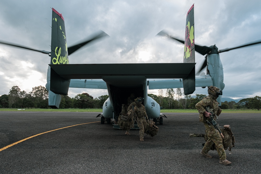 Exercise Southern Jackaroo 23: MRF-D inserts Australian Army Soldiers into the field