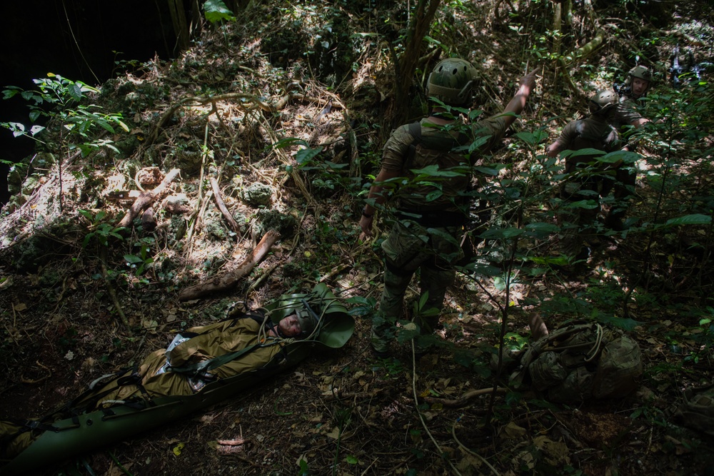 320th Special Tactics Squadron cave rescue training