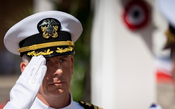 NSA Naples Holds Change of Command