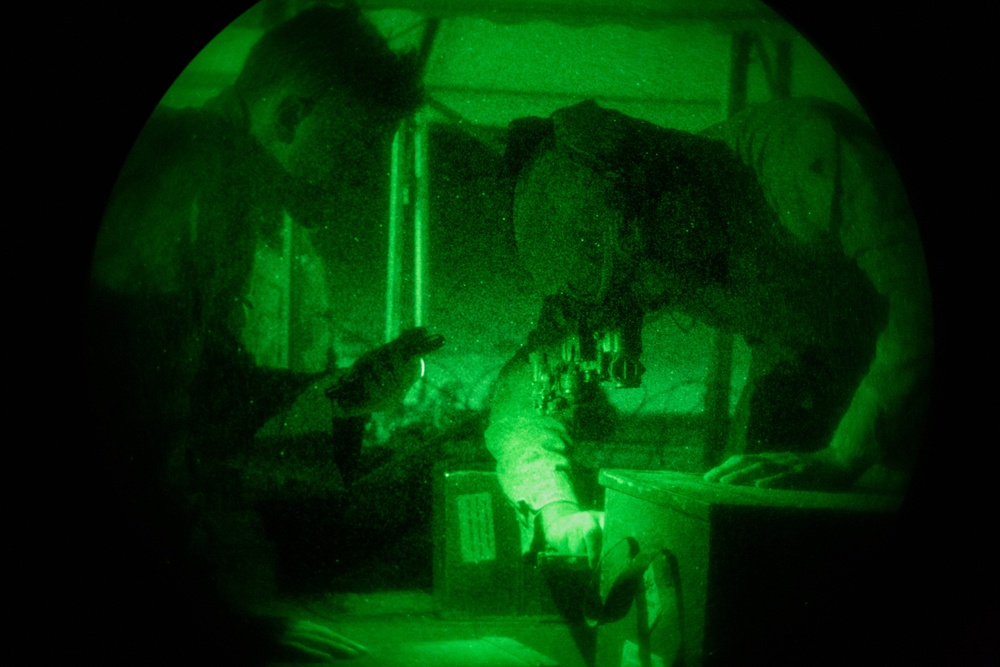 V25 Platoon Night Attacks