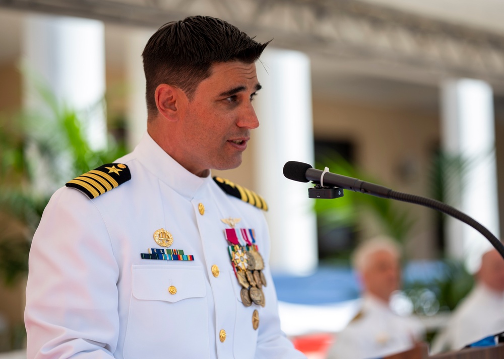 NSA Naples Holds Change of Command