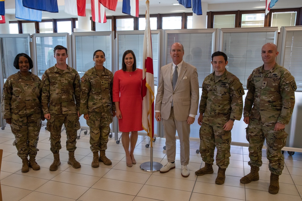 U.S. Senators visit SETAF