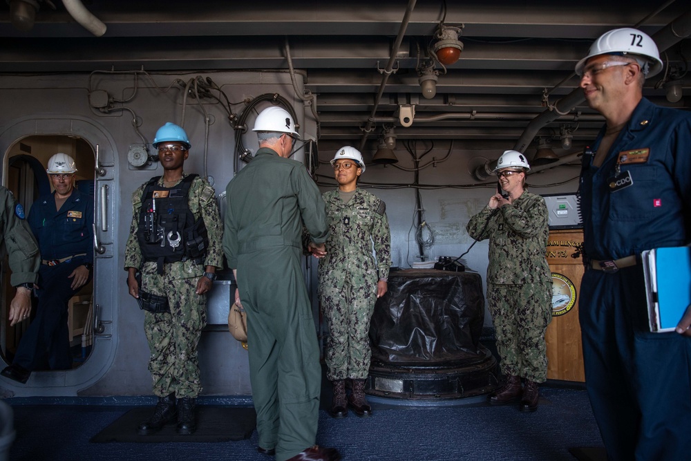 Vice Admiral Whitesell observes MRTS aboard USS Abraham Lincoln