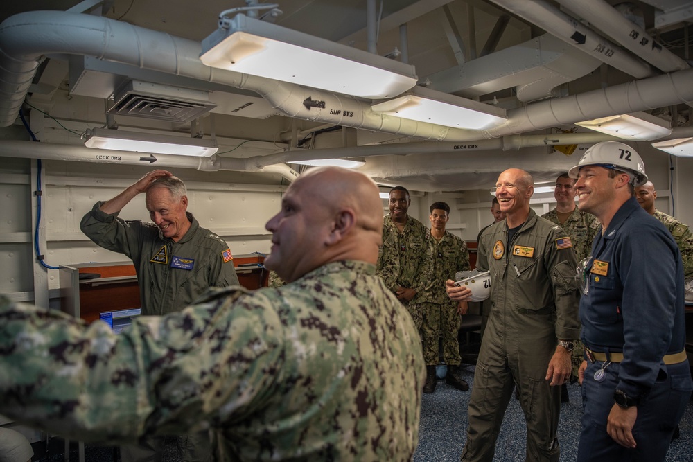 Vice Admiral Whitesell observes MRTS aboard USS Abraham Lincoln