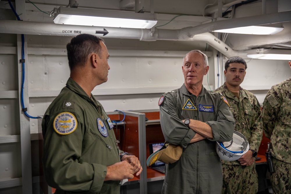 Vice Admiral Whitesell observes MRTS aboard USS Abraham Lincoln