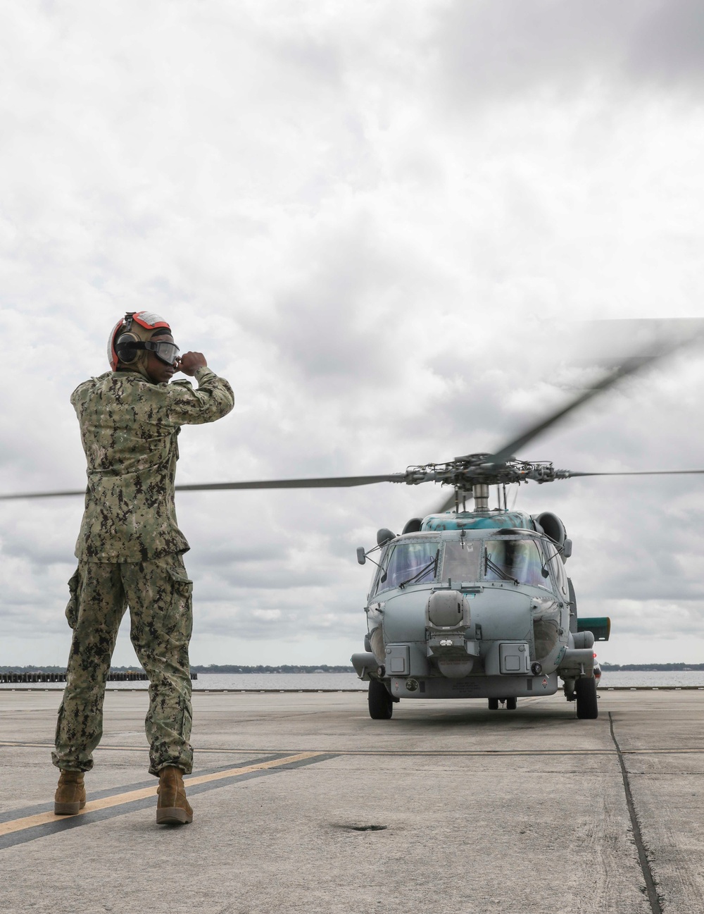 &quot;Jaguars&quot; of Helicopter Maritime Strike Squadron 60 Conduct Flight Operations