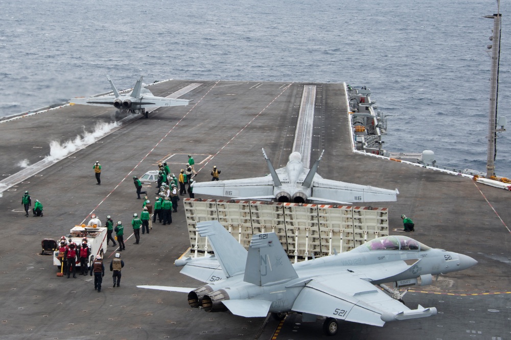 USS Carl Vinson (CVN 70) Conducts Flight Operations