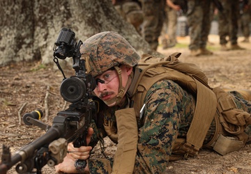 4th MARDIV Marines rehearse for simulated raid during Raven Exercise 6-23