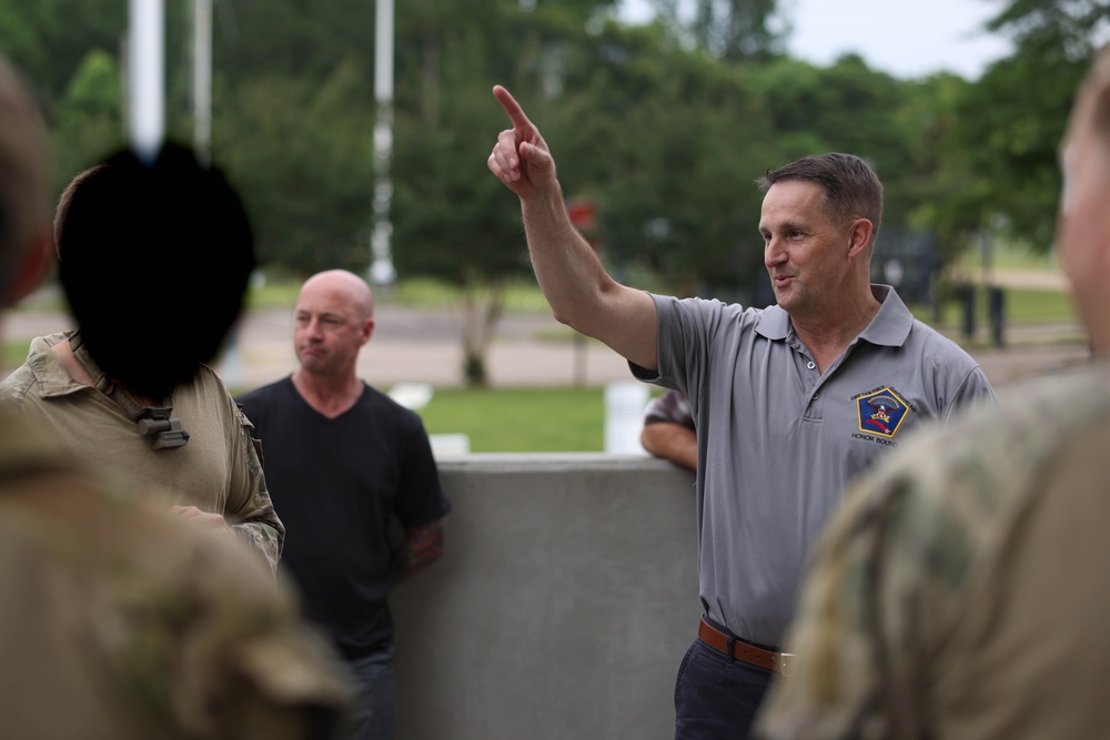 Brig. Gen. Clark visits 4th MARDIV Marines during Raven Exercise 6-23