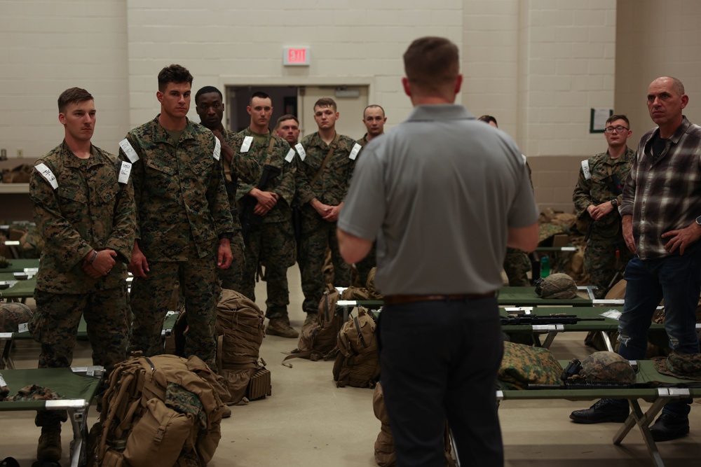 Brig. Gen. Clark visits 4th MARDIV Marines during Raven Exercise 6-23