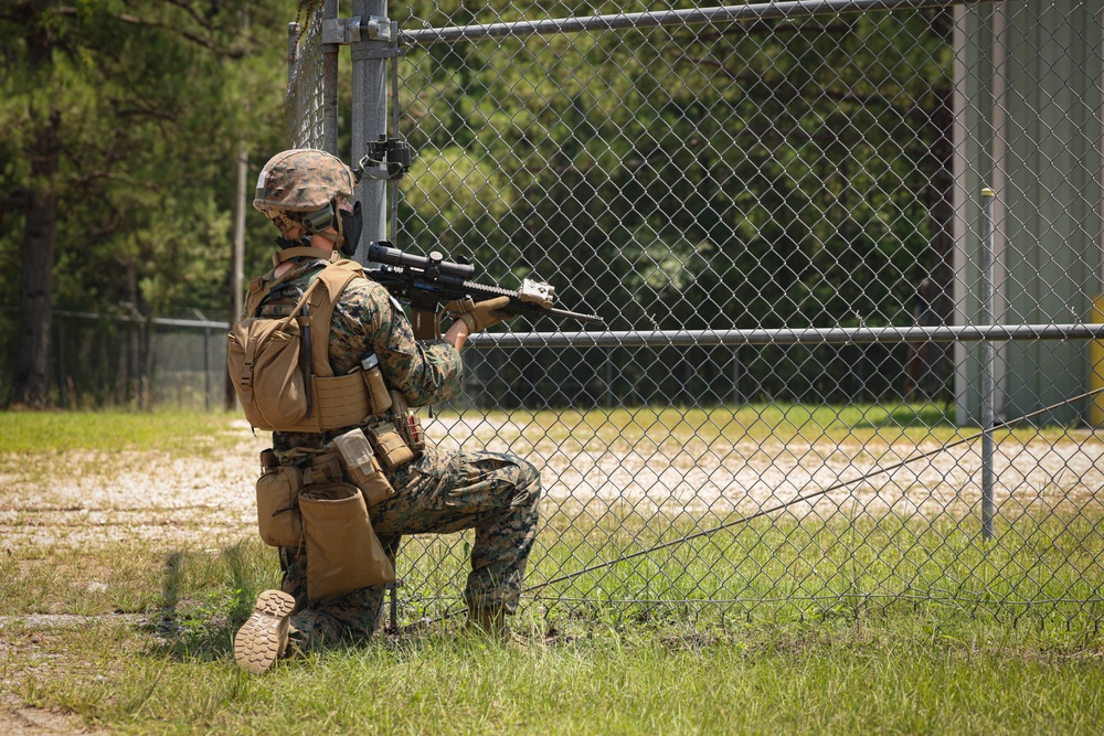 4th MARDIV Marines execute simulated raid during Raven Exercise 6-23