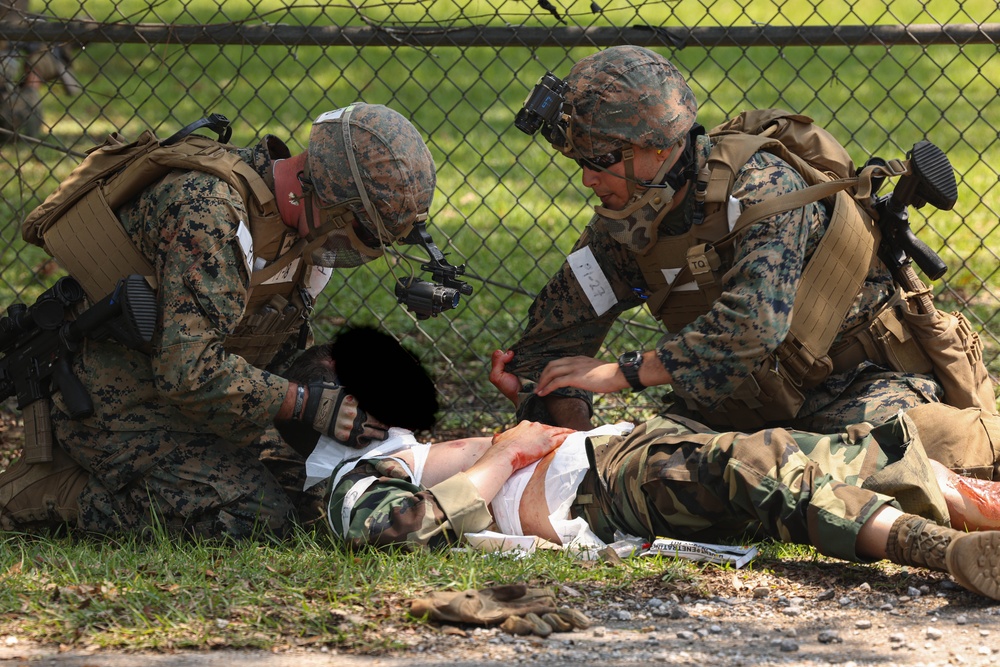 4th MARDIV Marines execute simulated raid during Raven Exercise 6-23