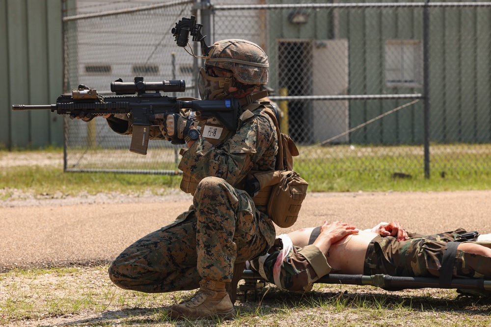 4th MARDIV Marines execute simulated raid during Raven Exercise 6-23