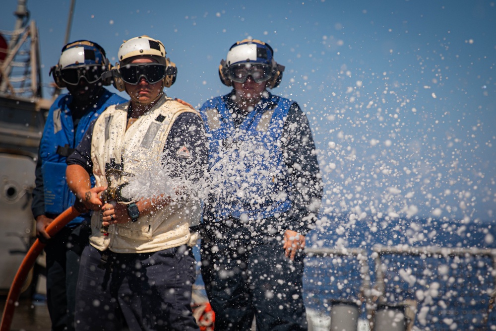 USS Carney (DDG 64) Conducts Crash and Salvage Drill