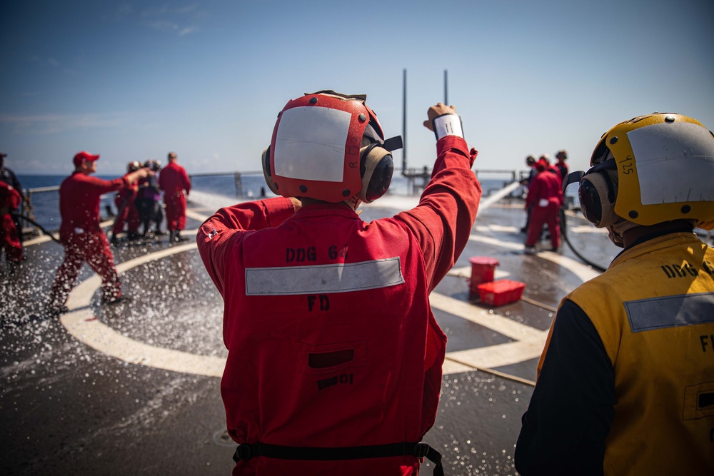 USS Carney (DDG 64) Conducts Crash and Salvage Drill