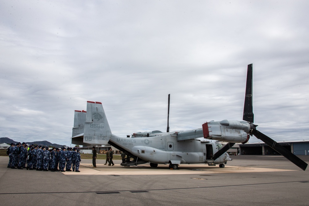 Australian Cadets get to interact with U.S. Marine MV-22B Osprey