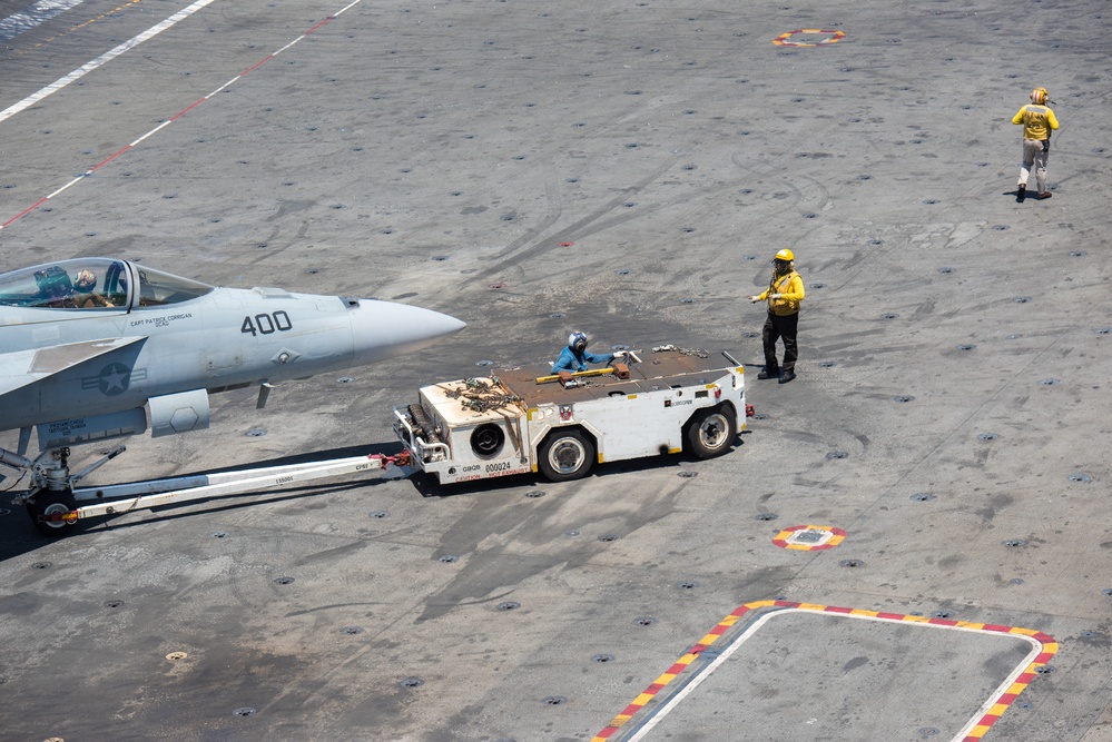 USS Ronald Reagan (CVN 76) conducts flight operations