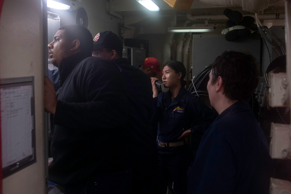 USS America (LHA 6) Conducts Damage Control Drill