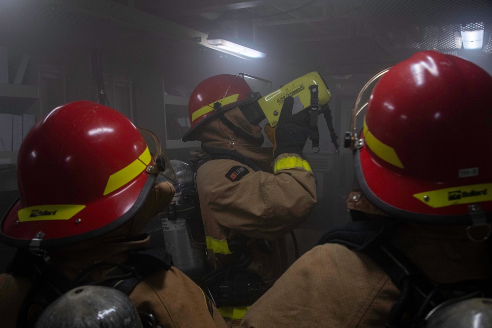 USS America (LHA 6) Conducts Damage Control Drill