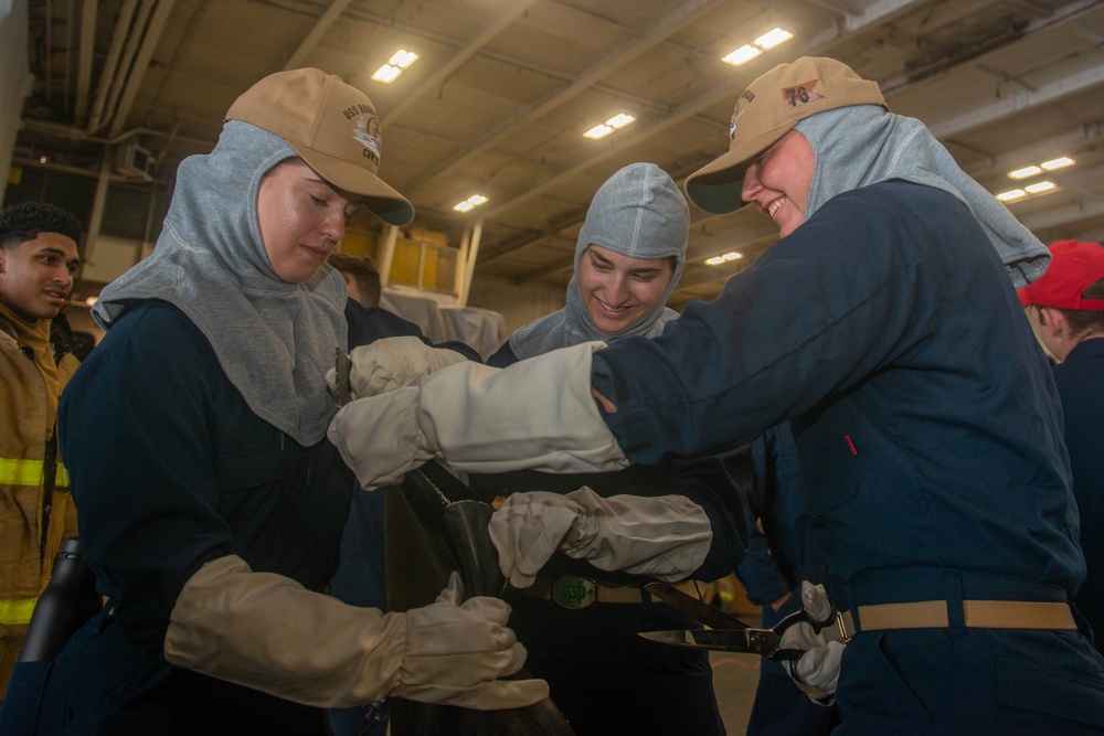Midshipmen conduct damage control training aboard USS Ronald Reagan (CVN 76)