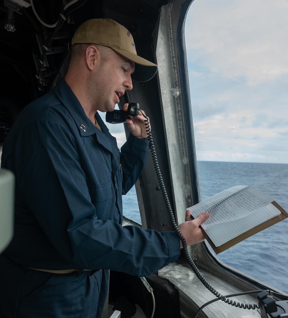 USS Canberra (LCS 30) Transits to Pearl Harbor