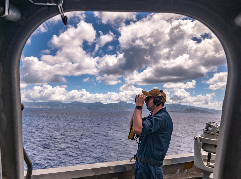 USS Canberra (LCS 30) Visits Joint Base Pearl Harbor-Hickam