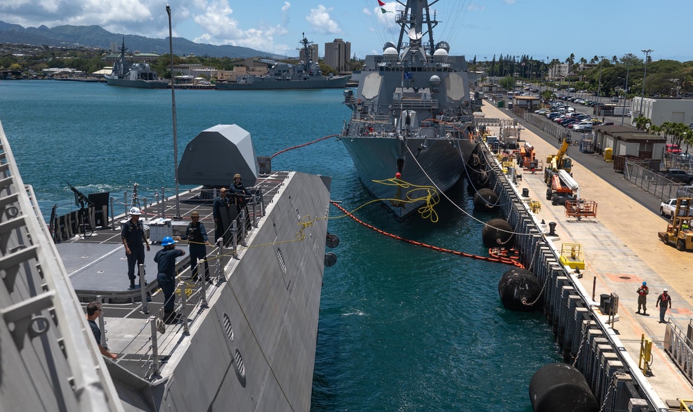 USS Canberra (LCS 30) Visits Joint Base Pearl Harbor