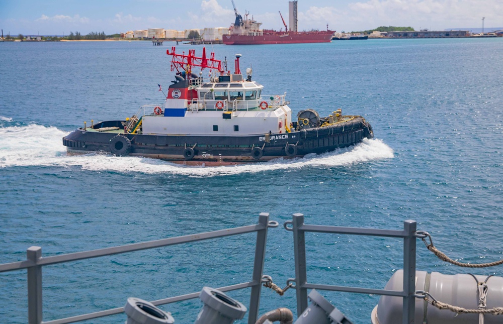 USS Howard (DDG 83) Arrives In Guam