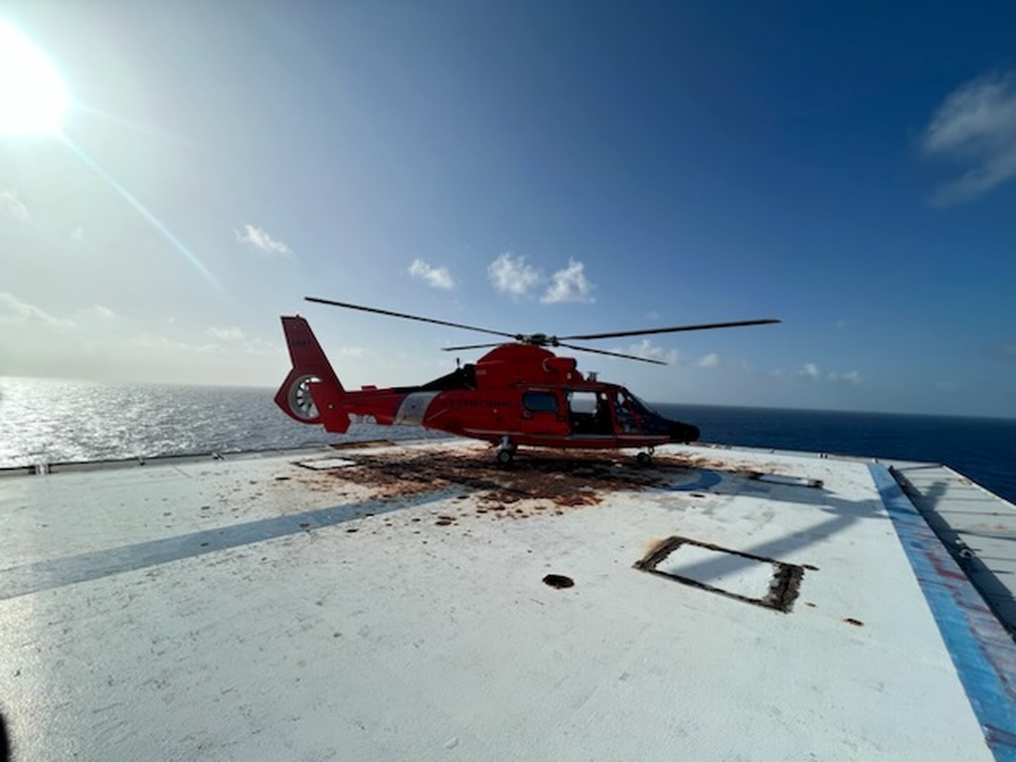 DVIDS - Images - Coast Guard medevacs crew member from oil rig 88