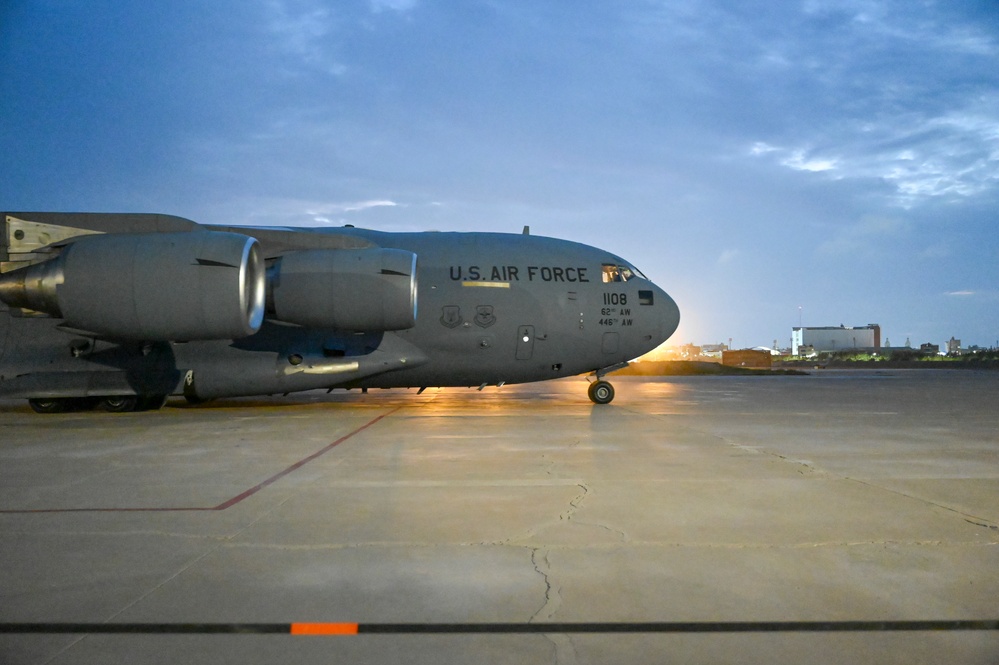 Reserve aircrew transports firetruck for Patriot Fury