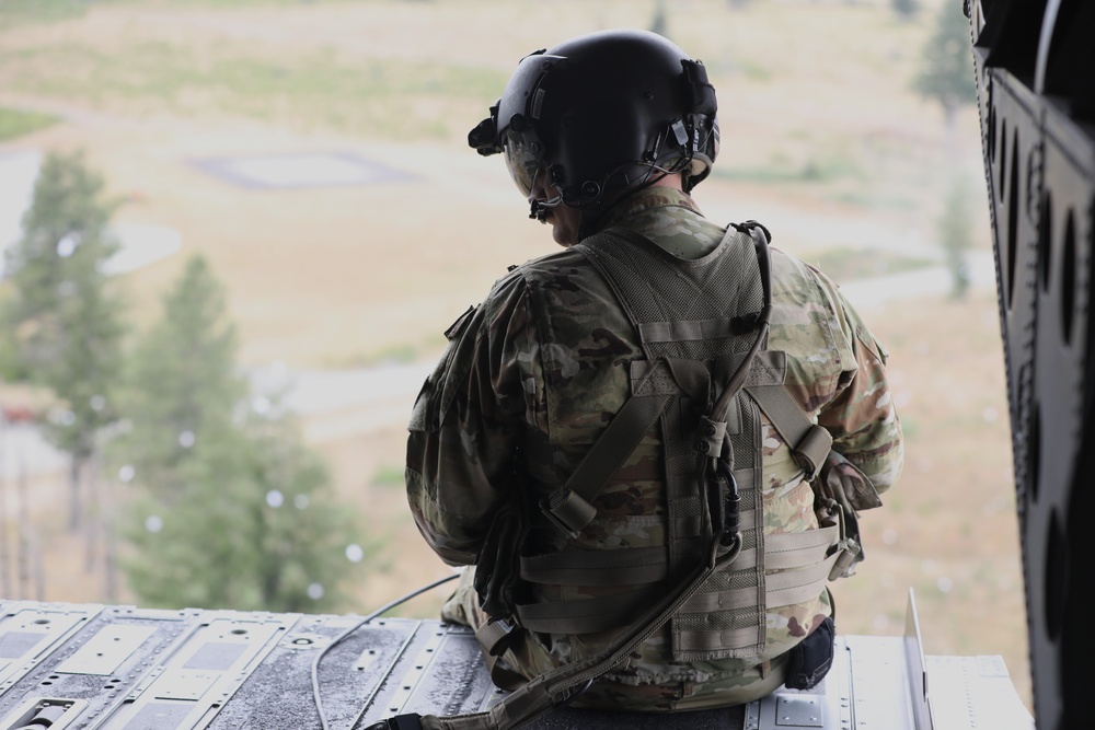 Guardsmen conducting Combat Water Survival Training